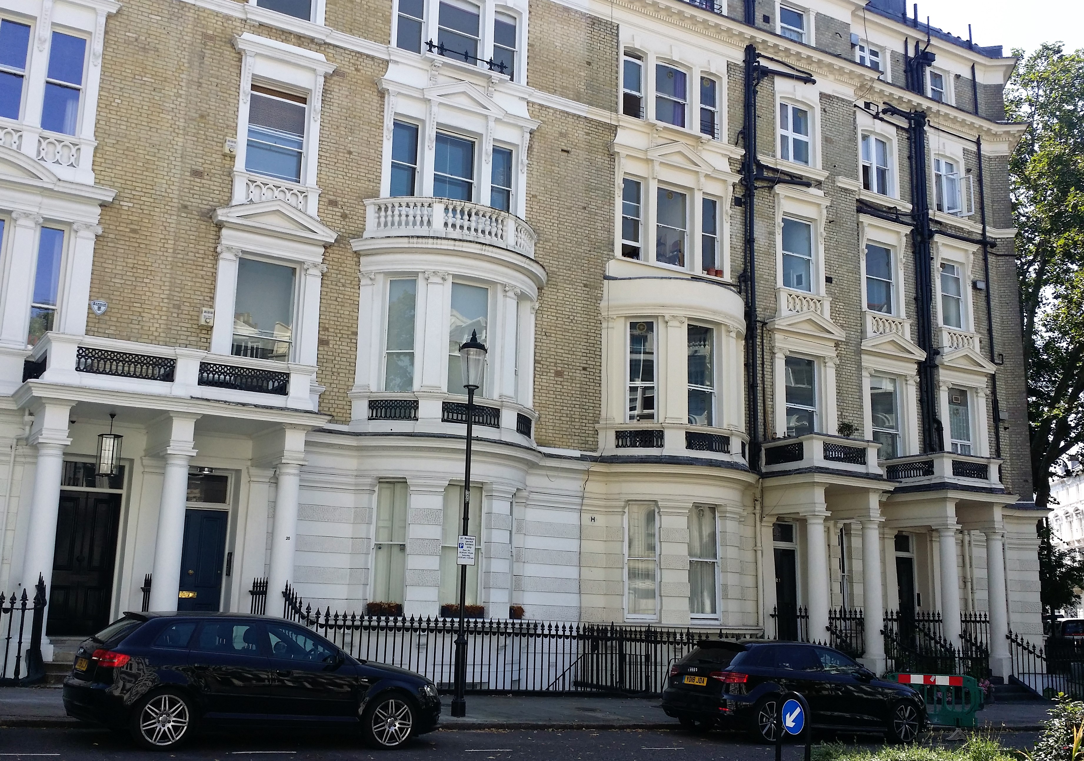 21 Stanley Cres, Notting Hill, London